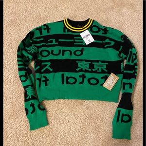 Brand New fitted sweater